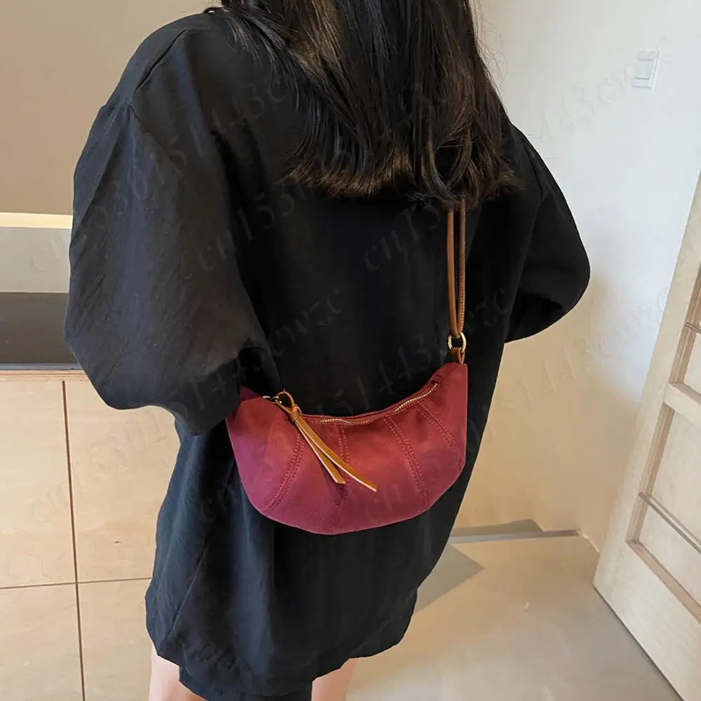 Women Suede Shoulder Bag Zipper Closure Underarm Bag Crescent Bag Leather Solid Hobo Bag Clutch Purse Handbag for Work Travel
Women Suede Shoulder Bag Zipper Closure Underarm Bag Crescent Bag Leather Solid Hobo Bag Clutch Purse Handbag for Work Travel