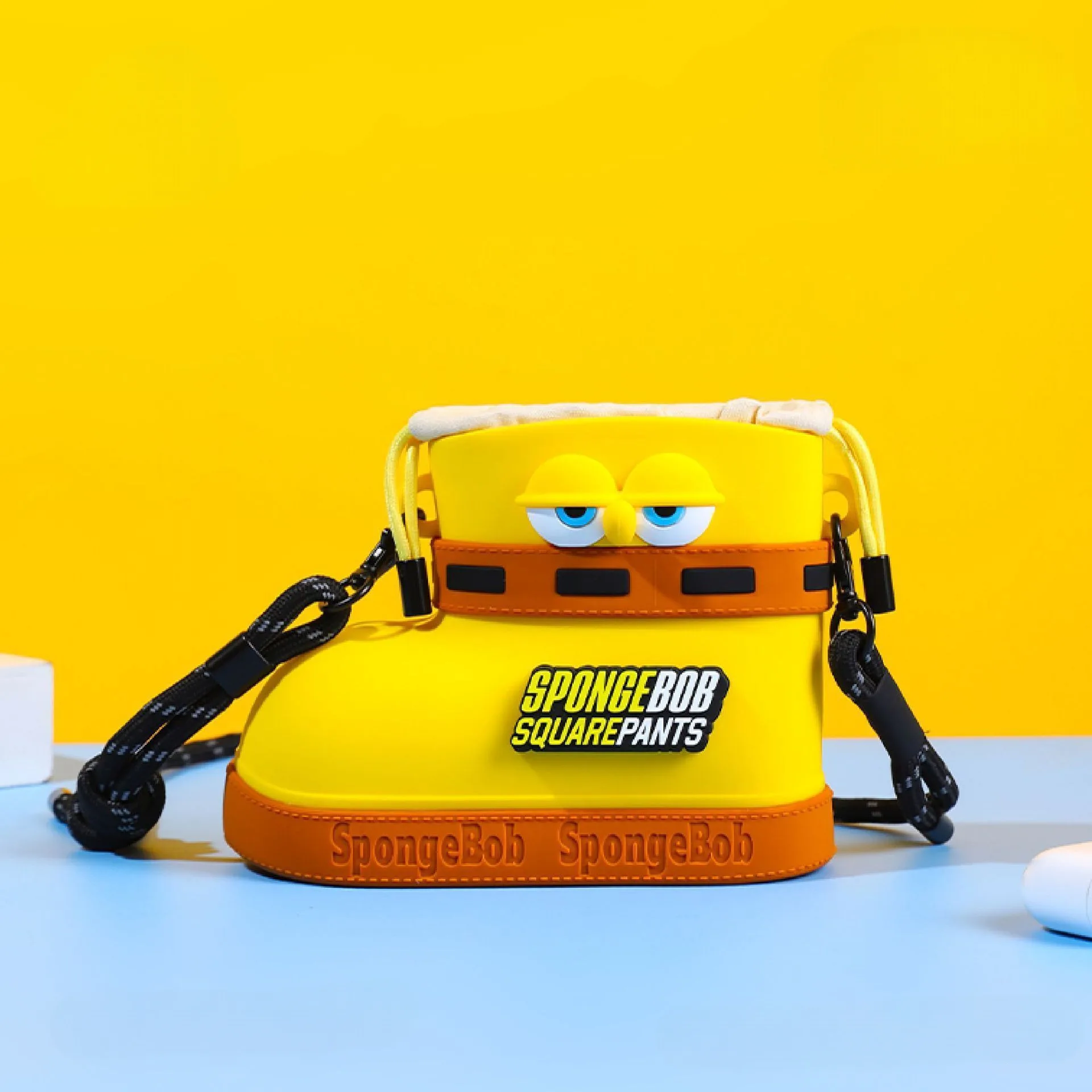 SpongeBob Rain Boot Shaped Handbag, Cute Yellow Boot Bag with Strap, Unique Novelty Shoulder Purse, Kawaii SpongeBob Gift, Viral
SpongeBob Rain Boot Shaped Handbag, Cute Yellow Boot Bag with Strap, Unique Novelty Shoulder Purse, Kawaii SpongeBob Gift, Viral