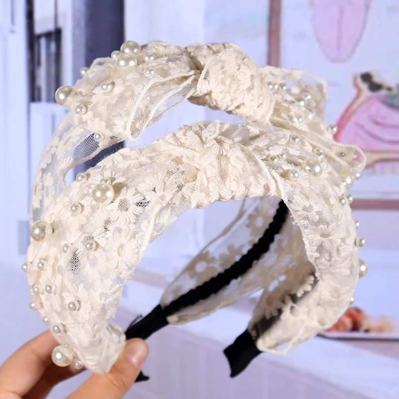 White Lace Bow Headband Embroidery Pearl Knotted Hair Hoop Sweet Elegant Daily Casual Party Hair Accessories for Women Girls
White Lace Bow Headband Embroidery Pearl Knotted Hair Hoop Sweet Elegant Daily Casual Party Hair Accessories for Women Girls