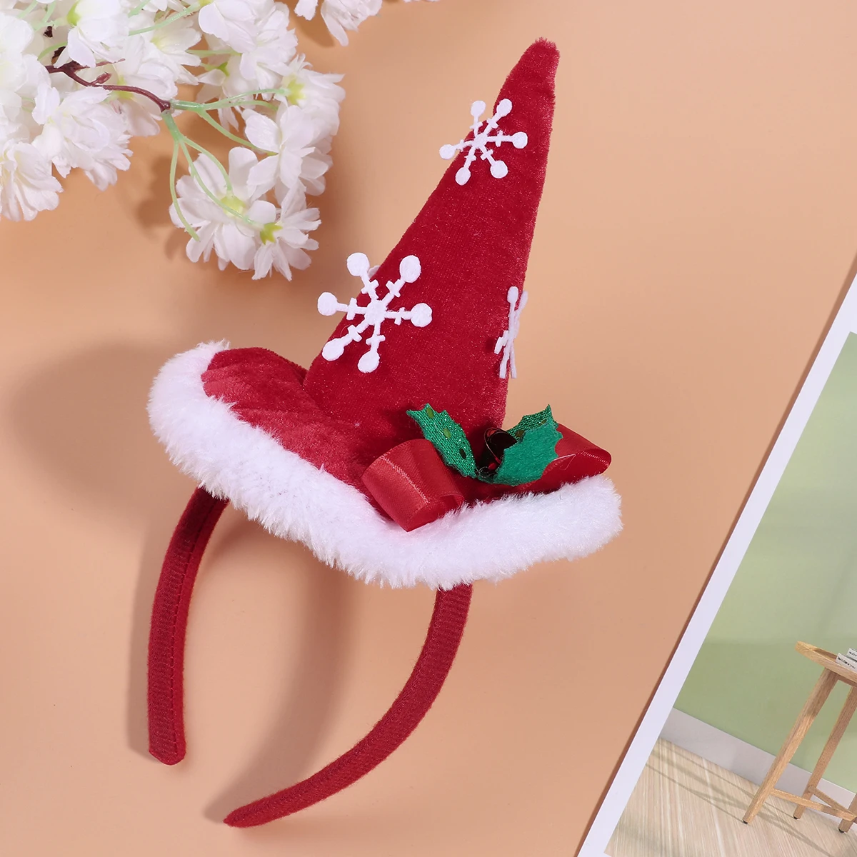 Adorable Christmas Hat Hair Band Festival Party Costume Carnival Supplies Lightweight Non-Fading Creative Gift For Family
Adorable Christmas Hat Hair Band Festival Party Costume Carnival Supplies Lightweight Non-Fading Creative Gift For Family