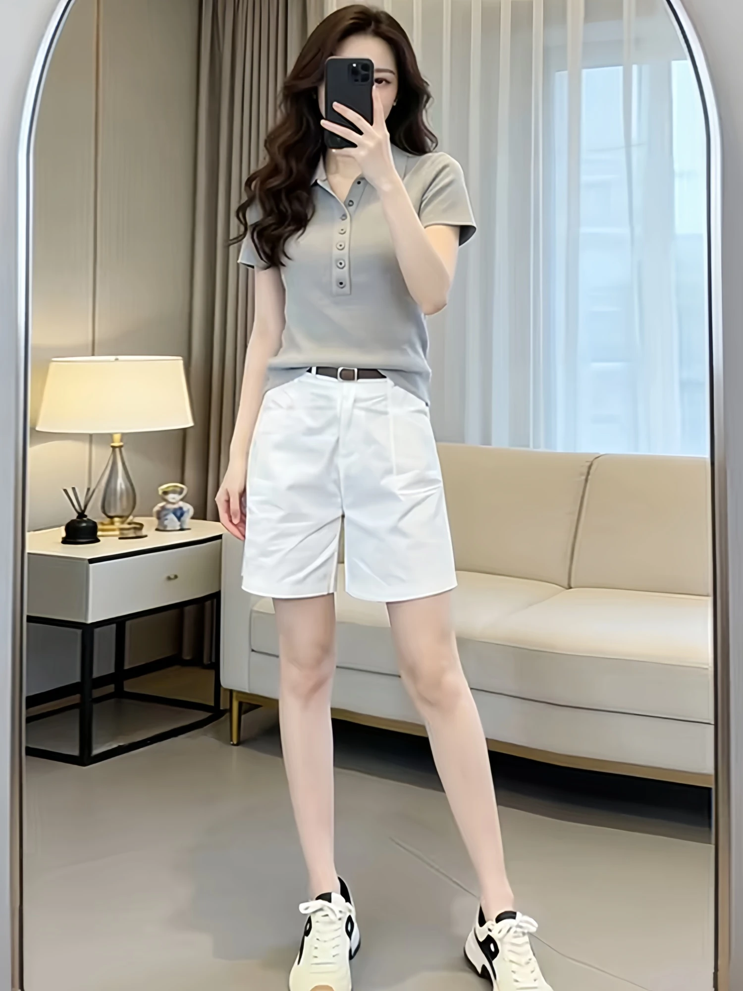 Gray Neck Knitted Top And Wide Leg Shorts Two Piece Set Summer Fashion Women's Clothing Breathable Casual Style for Adults
Gray Neck Knitted Top And Wide Leg Shorts Two Piece Set Summer Fashion Women's Clothing Breathable Casual Style for Adults