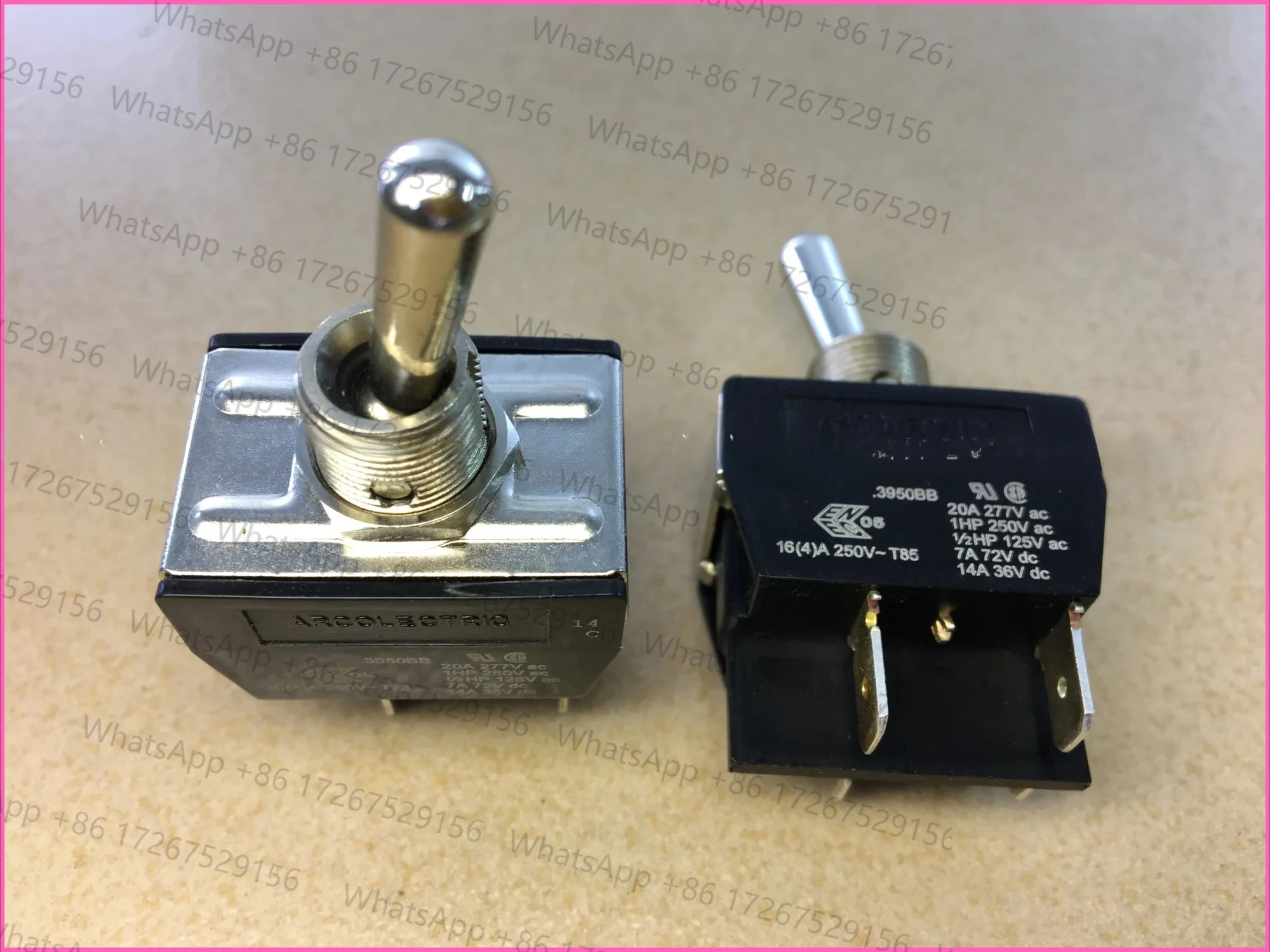 1 шт. оригинальный двухпозиционный тумблер C3950BBAAA 20A, четырехфутовый тумблер
1 шт. оригинальный двухпозиционный тумблер C3950BBAAA 20A, четырехфутовый тумблер