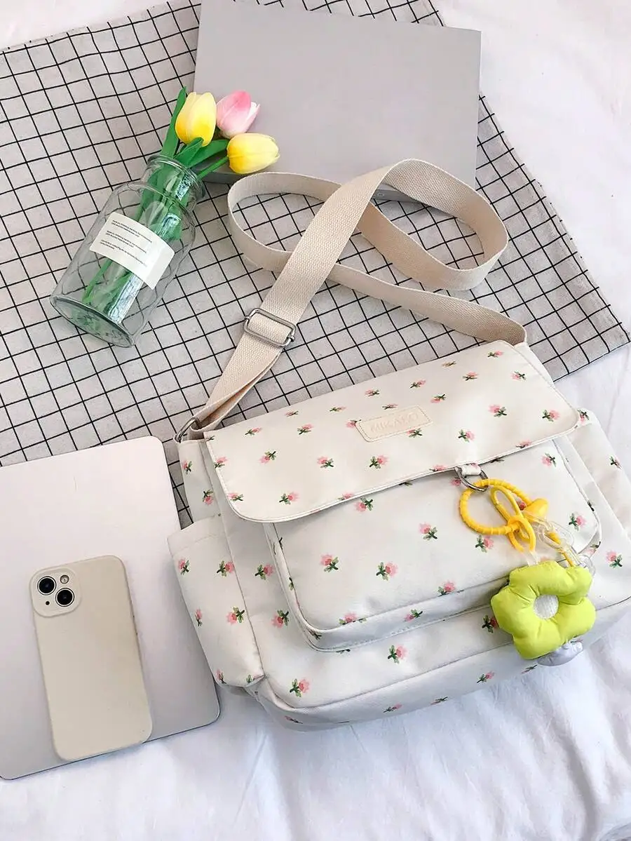 Floral Print Nylon Crossbody Bag For Women, Large Capacity Shoulder Messenger Bag With Pendant
Floral Print Nylon Crossbody Bag For Women, Large Capacity Shoulder Messenger Bag With Pendant