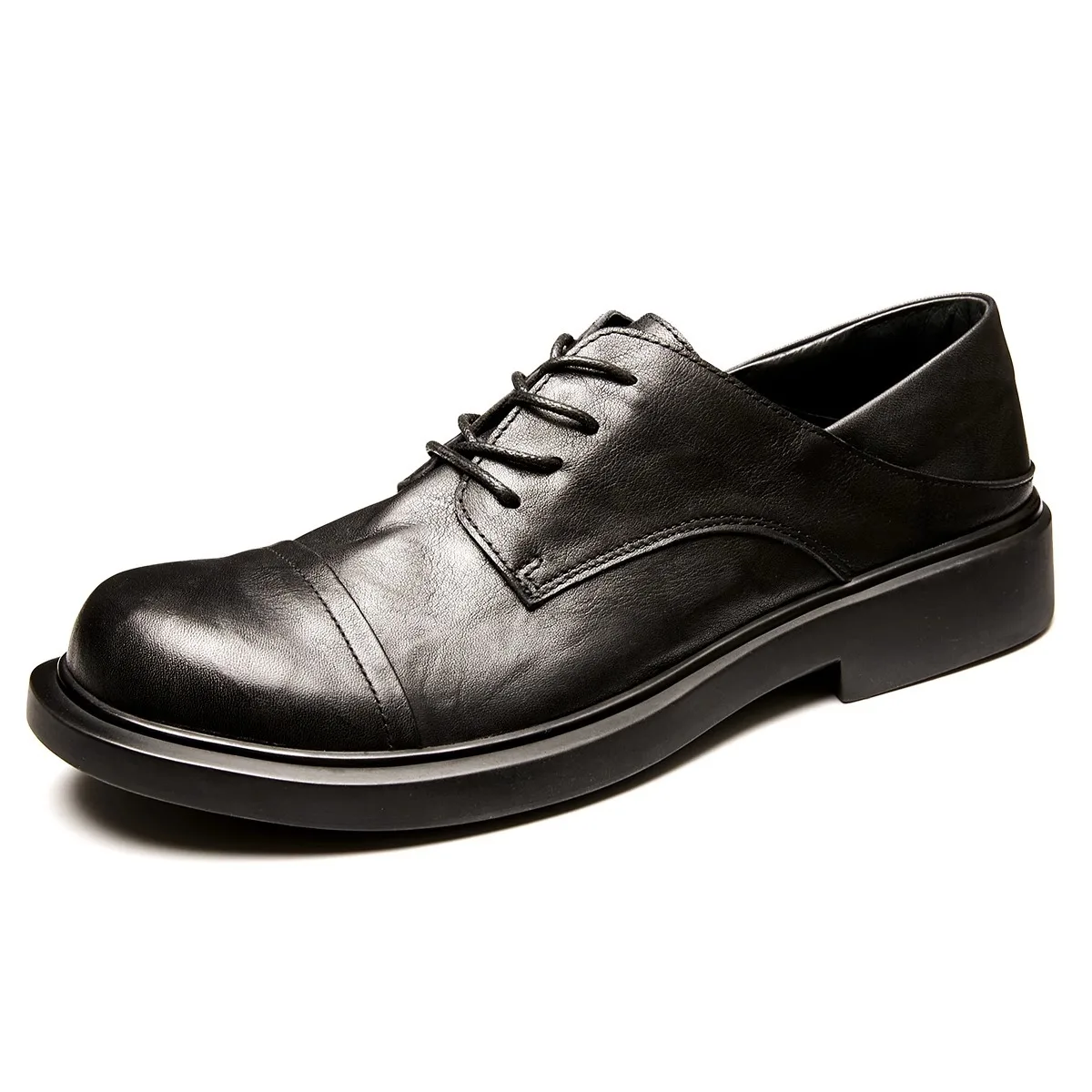Fashion Luxury Sneakers Cowhide Breathable Shoes Casual Shoes Mens British Retro Men Flats Designer Shoes Autumn Winter Spring
Fashion Luxury Sneakers Cowhide Breathable Shoes Casual Shoes Mens British Retro Men Flats Designer Shoes Autumn Winter Spring
