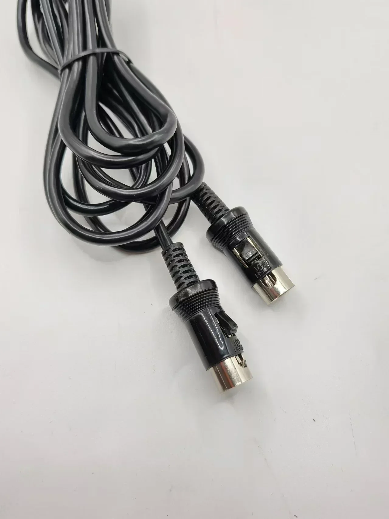 Кабель 3-метровый 13 Pin Din Midi 10 футов для брызговика Stratocaster GC-1 GR20 GR30 VG33 GK
Кабель 3-метровый 13 Pin Din Midi 10 футов для брызговика Stratocaster GC-1 GR20 GR30 VG33 GK