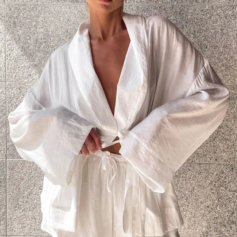 White Fashion Casual Home Suits Elegant Loose Shorts Set 2024 Summer French Long sleeved Lace up Robe 2 Piece Sets Women Outfit
White Fashion Casual Home Suits Elegant Loose Shorts Set 2024 Summer French Long sleeved Lace up Robe 2 Piece Sets Women Outfit