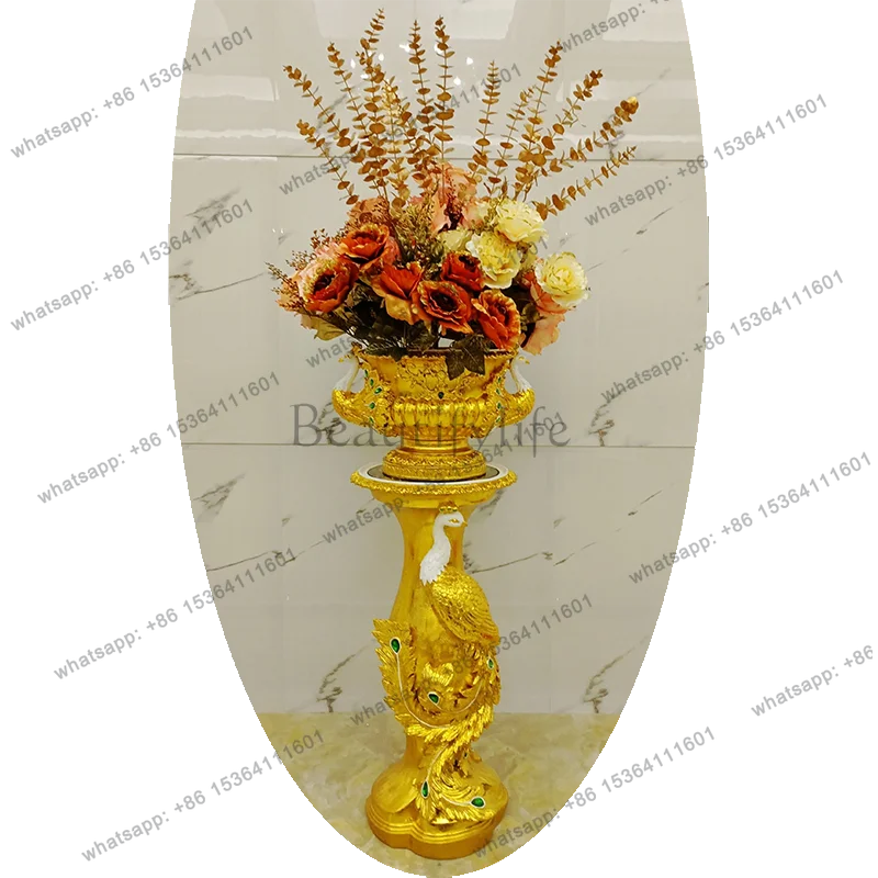 European living room floor-to-ceiling large vase ornament luxury home decoration
European living room floor-to-ceiling large vase ornament luxury home decoration