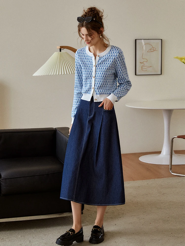 OLrain Women Jacquard Cardigan Long Sleeve Knitted Jacket 2025 Autumn Fashion Contrast Outerwear Ladies Knitwear O21QM55018
OLrain Women Jacquard Cardigan Long Sleeve Knitted Jacket 2025 Autumn Fashion Contrast Outerwear Ladies Knitwear O21QM55018