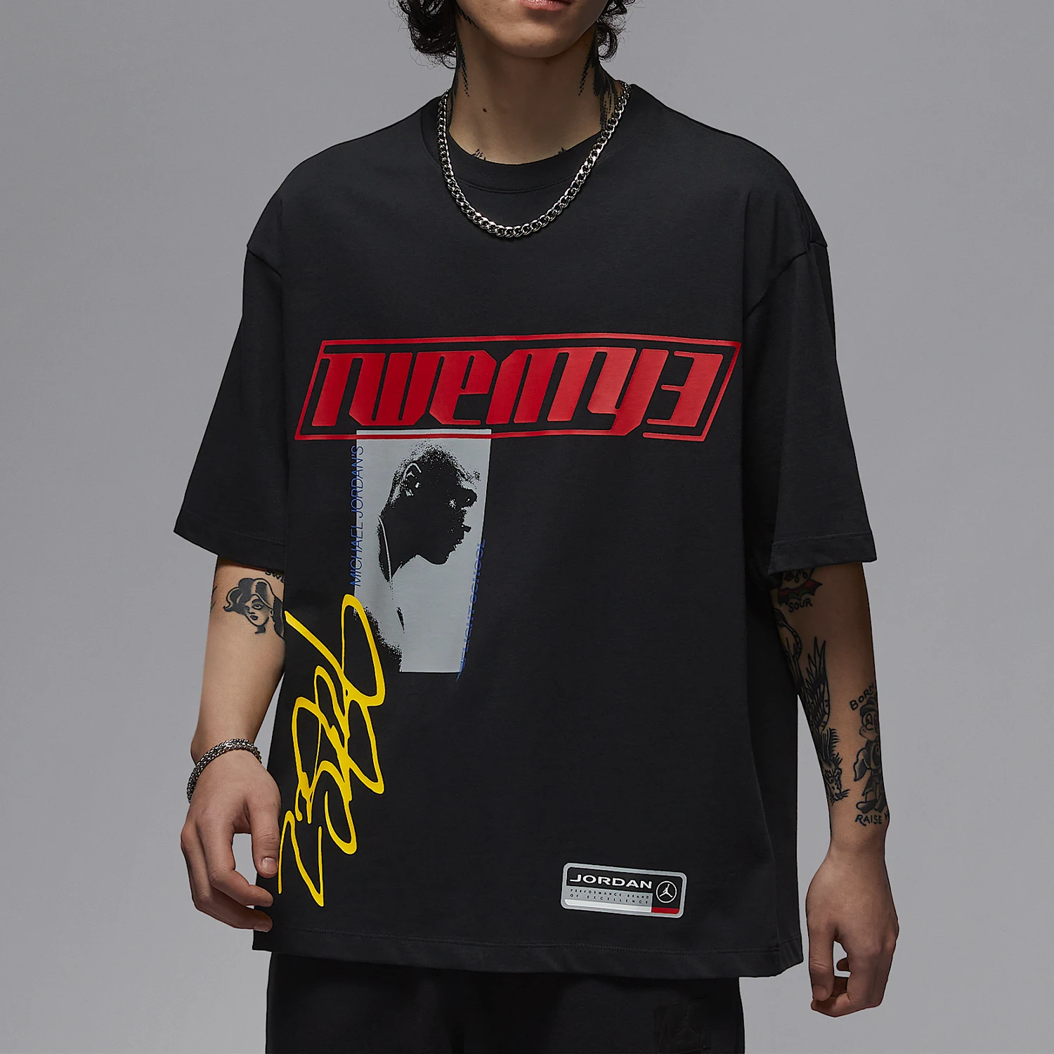 Nike genuine JORDAN Men's Loose Printed Breathable Tee HJ2367-010
Nike genuine JORDAN Men's Loose Printed Breathable Tee HJ2367-010