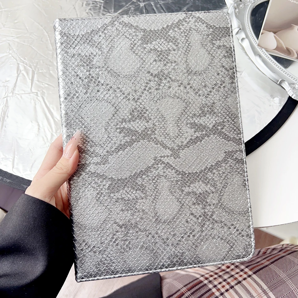 For iPad Case 6 7 8 9 10th 11th 12th Gen Stand Cases Air 3 4 5 Pro Mini 2025 A16 2026 10.2 10.9 11 Luxury Snake Texture Cover
For iPad Case 6 7 8 9 10th 11th 12th Gen Stand Cases Air 3 4 5 Pro Mini 2025 A16 2026 10.2 10.9 11 Luxury Snake Texture Cover
