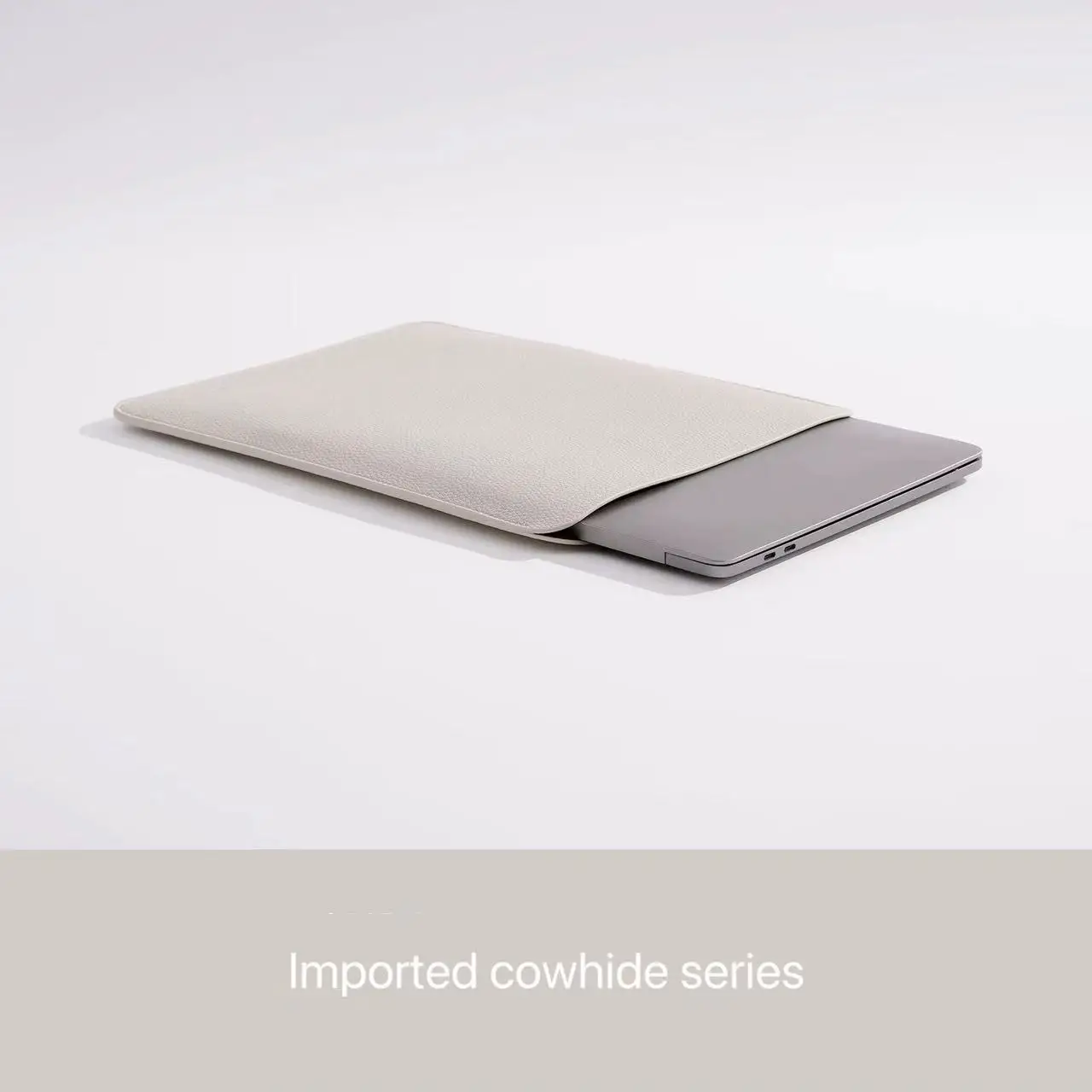 Imported cowhide leather computer bag, suitable for Huawei and matebook laptop inner bag
Imported cowhide leather computer bag, suitable for Huawei and matebook laptop inner bag