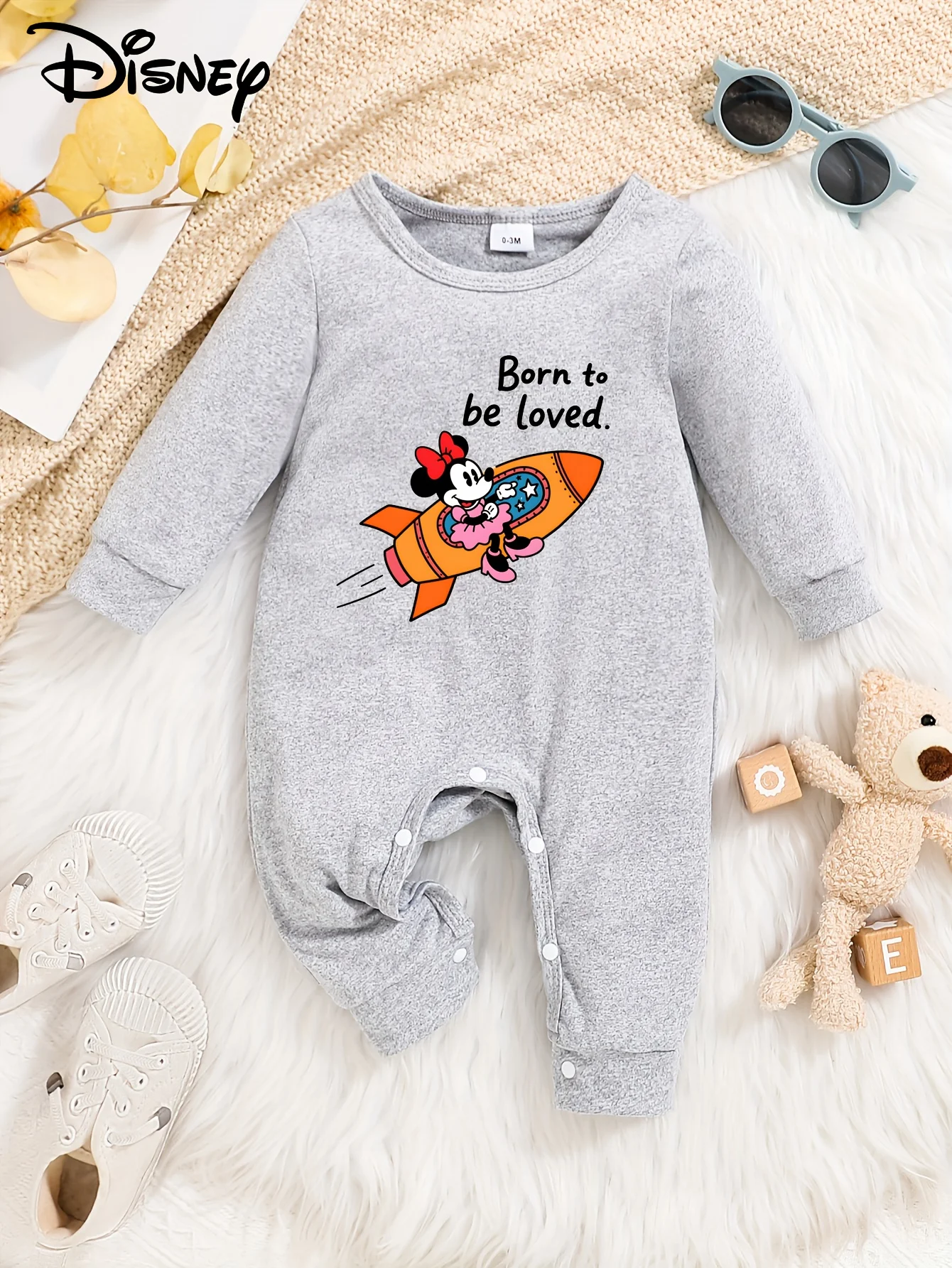 【Authorized】Disney Minnie Mouse Baby Long-Sleeve Romper, Cute Pattern Print, Round Neck, Soft and Comfortable, Machine Washable, Suitable for All Seasons, Suitable for Outdoor Wear
【Authorized】Disney Minnie Mouse Baby Long-Sleeve Romper, Cute Pattern Print, Round Neck, Soft and Comfortable, Machine Washable, Suitable for All Seasons, Suitable for Outdoor Wear