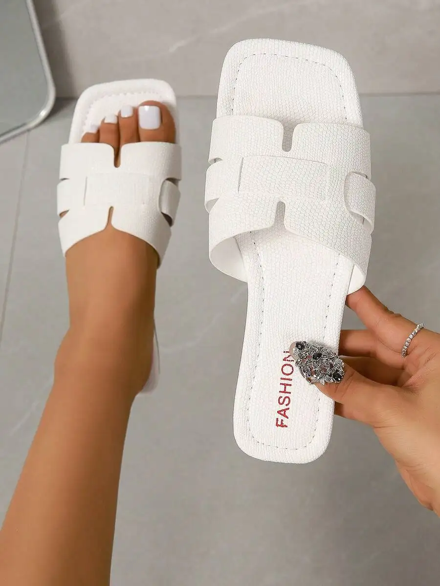 Women's Flat Sandals 2025 New Summer Fashion Square Toe Striped Casual Slip-On, Versatile Summer Slide
Women's Flat Sandals 2025 New Summer Fashion Square Toe Striped Casual Slip-On, Versatile Summer Slide