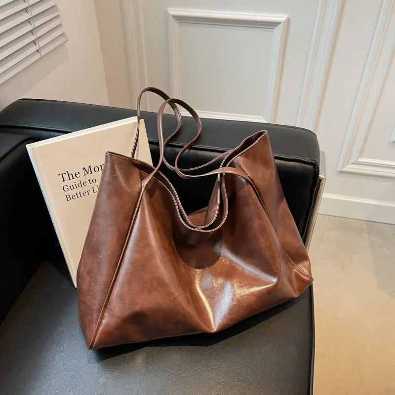 Korean Handbag Women's Handbag Fashionable Niche Design Versatile One Shoulder Casual Versatile Armpit Bag
Korean Handbag Women's Handbag Fashionable Niche Design Versatile One Shoulder Casual Versatile Armpit Bag