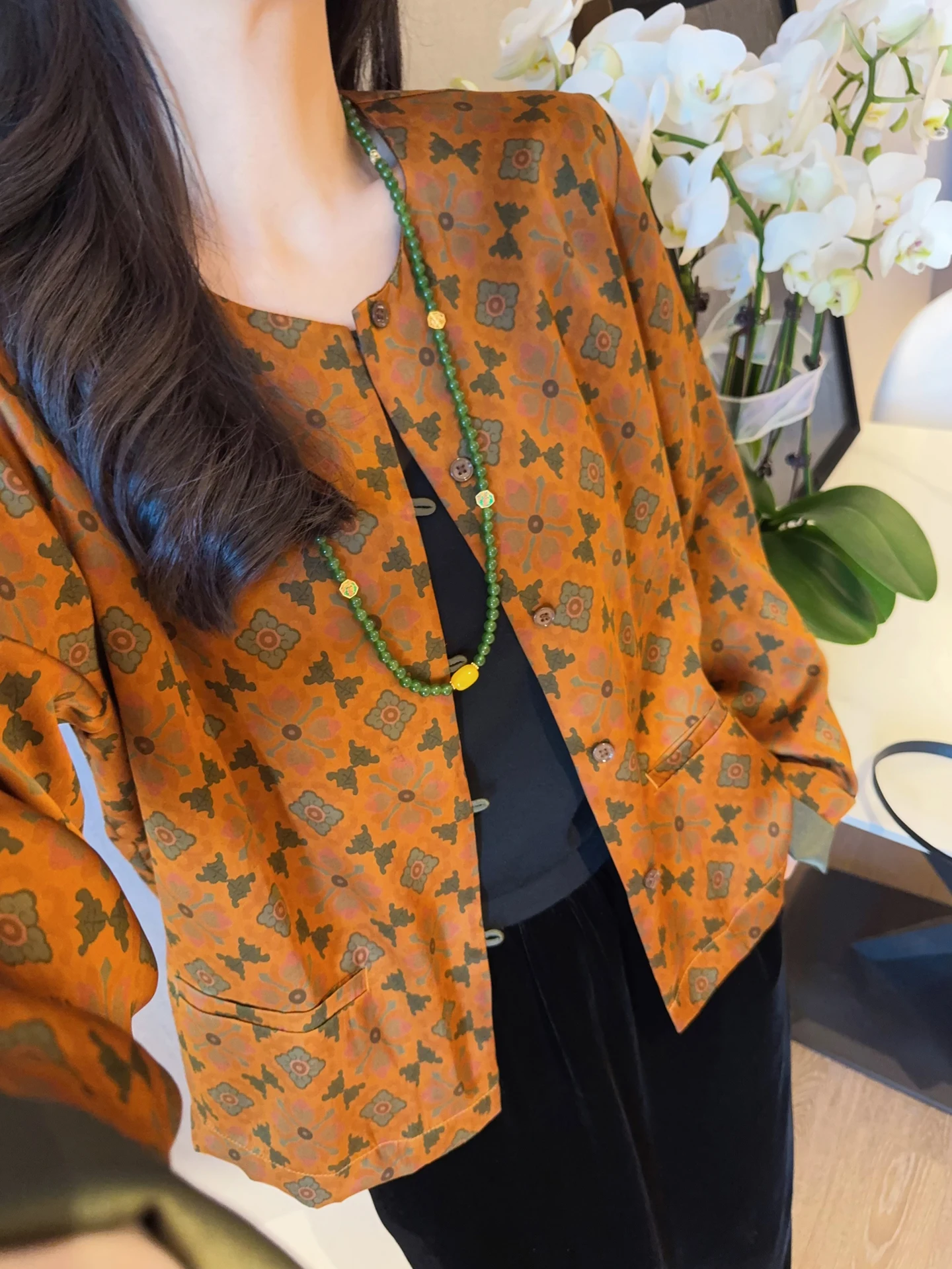 Elegant Yellow Print Silk Xiangyun Sha Short Jacket Chinese Style Top Fashionable Autumn Wear Straight Cut Long Sleeve round ...
Elegant Yellow Print Silk Xiangyun Sha Short Jacket Chinese Style Top Fashionable Autumn Wear Straight Cut Long Sleeve round ...