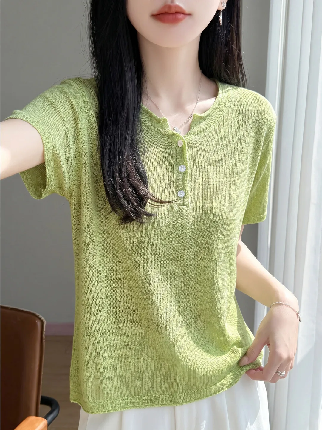 Summer Thin Bamboo Rayon V-neck Short Sleeve T-shirt Women's Casual Knitted Top Cool Feeling Fashion Color Leisure T-shirt
Summer Thin Bamboo Rayon V-neck Short Sleeve T-shirt Women's Casual Knitted Top Cool Feeling Fashion Color Leisure T-shirt