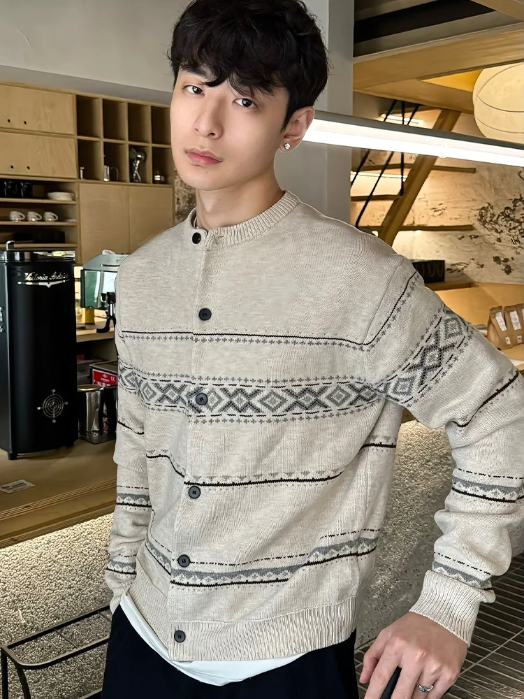 Sukchor Men's Knitted Cardigan Sweater High nce Sensation College Sle Floral Pattern Long Sve Regular Fit Autum...
Sukchor Men's Knitted Cardigan Sweater High nce Sensation College Sle Floral Pattern Long Sve Regular Fit Autum...