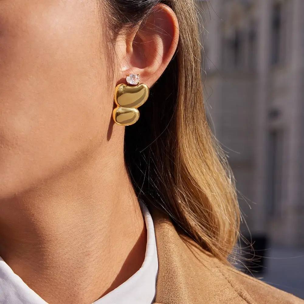 ENFASHION Aretes De Mujer Cobble Zircon, блестящие серьги-гвоздики для женщин, из нержавеющей стали с покрытием из 18-каратного золота, декоративные украшения E1868
ENFASHION Aretes De Mujer Cobble Zircon, блестящие серьги-гвоздики для женщин, из нержавеющей стали с покрытием из 18-каратного золота, декоративные украшения E1868