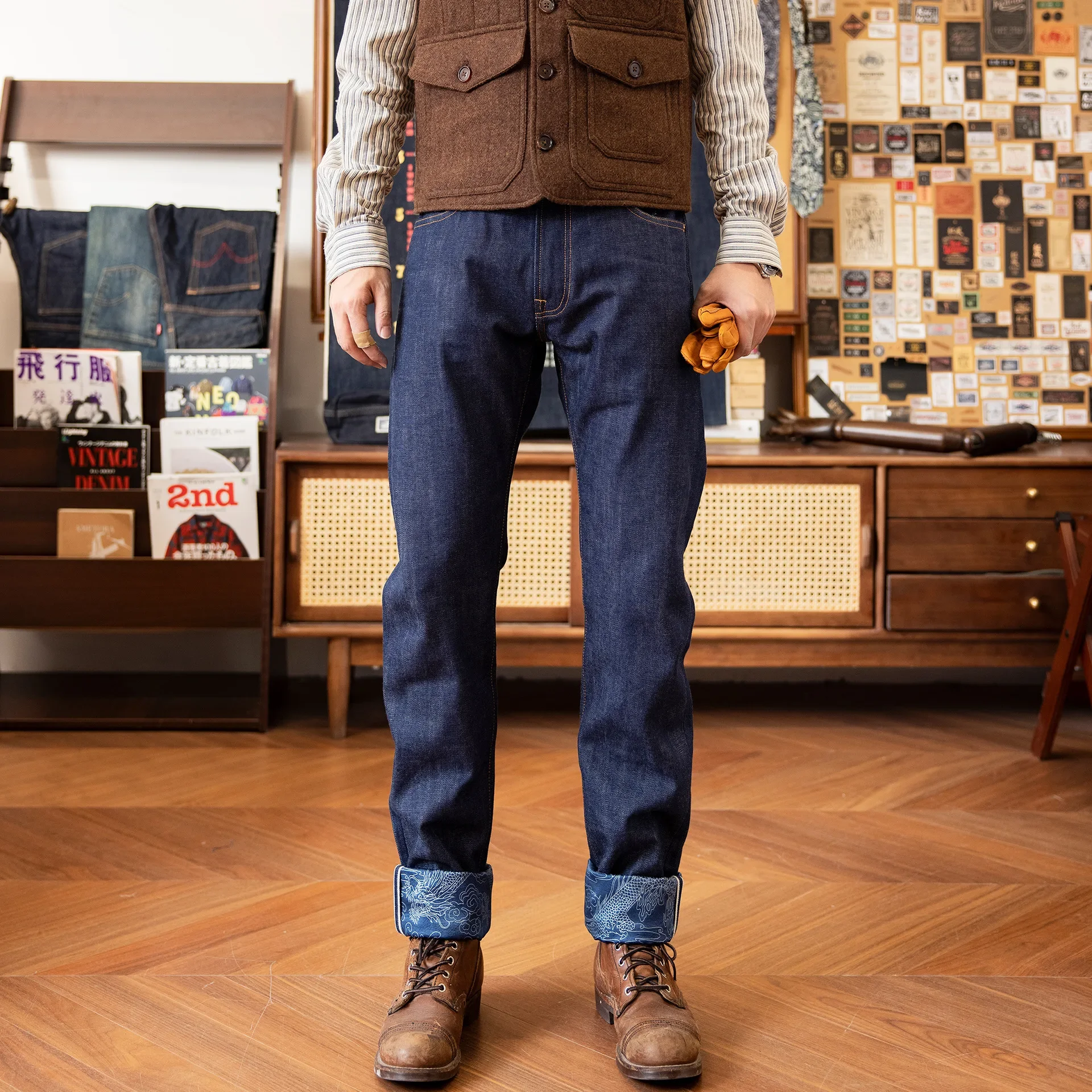 Американские ретро модные повседневные джинсовые брюки высокого качества мужские прямые джинсы японская корейская уличная одежда Y2k мужская одежда
Американские ретро модные повседневные джинсовые брюки высокого качества мужские прямые джинсы японская корейская уличная одежда Y2k мужская одежда