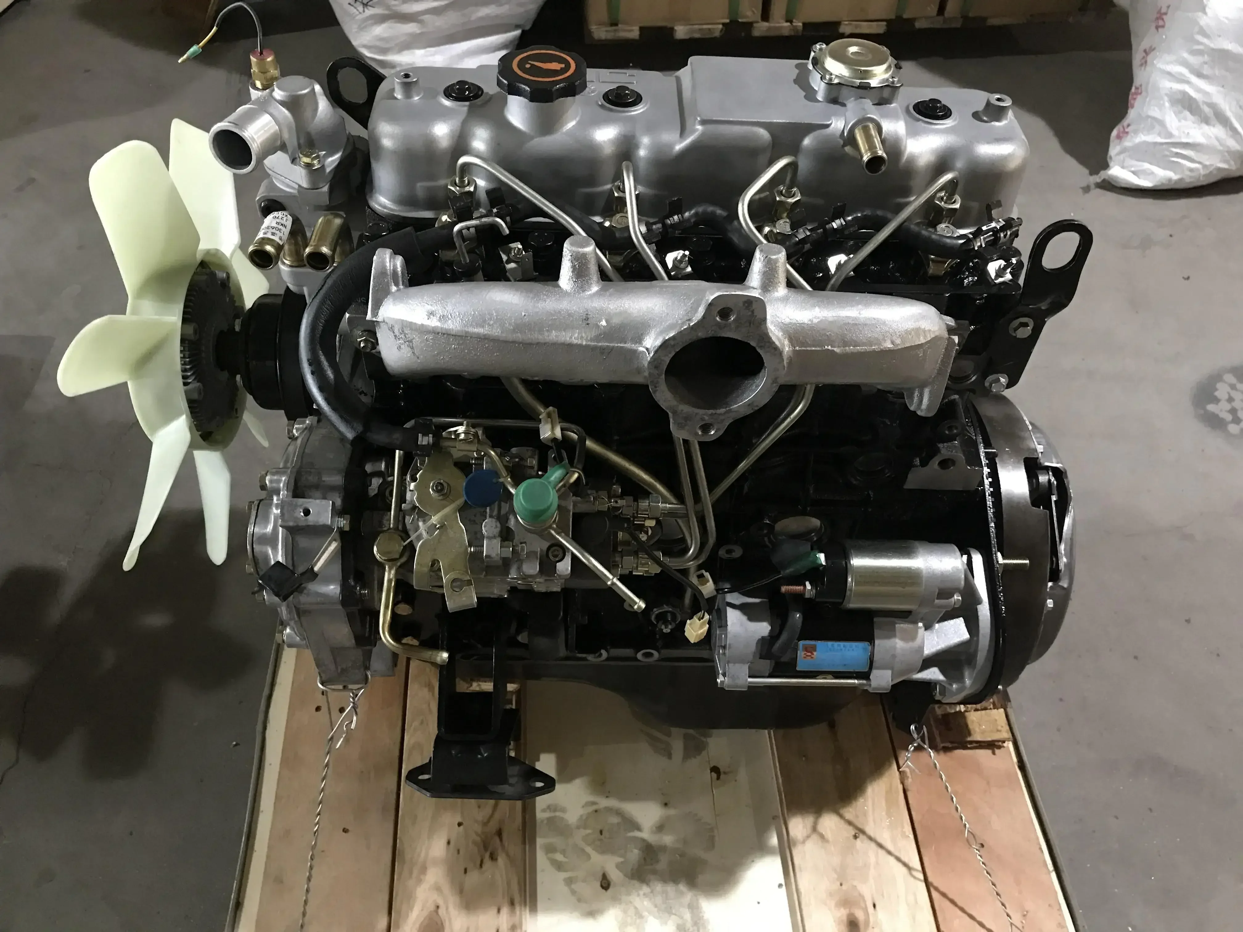 2025 Hot Sale High Quality Factory Other Diesel Truck Engines systems 4JB1 Engine assembly Parts fits for 2.8T JMC Trucks
2025 Hot Sale High Quality Factory Other Diesel Truck Engines systems 4JB1 Engine assembly Parts fits for 2.8T JMC Trucks