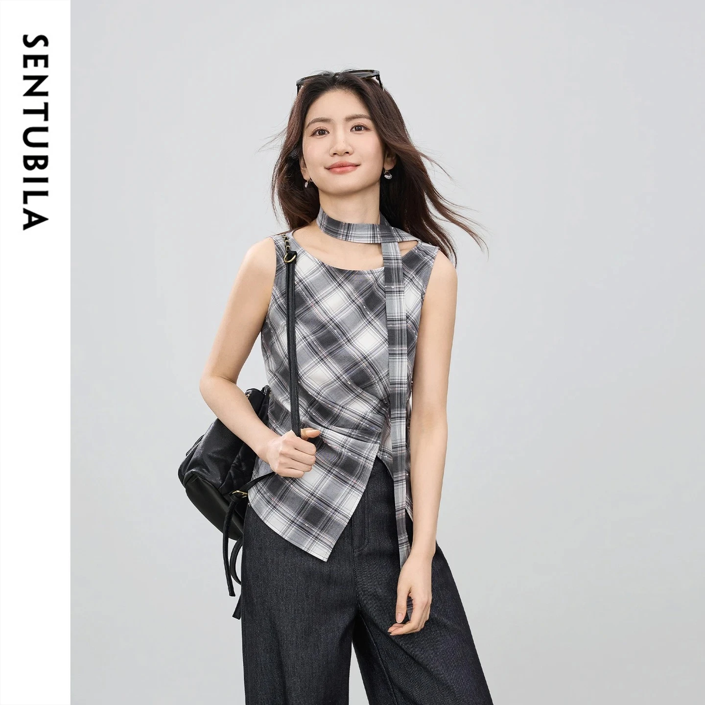 SENTUBILA Women's Sleeveless Chiffon Blouse 2026 Summer Vintage Plaid Boat Neck Detachable Sash Split Hem Slim Blouse 162VC6935
SENTUBILA Women's Sleeveless Chiffon Blouse 2026 Summer Vintage Plaid Boat Neck Detachable Sash Split Hem Slim Blouse 162VC6935
