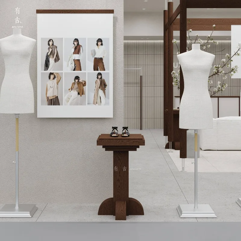 Clothing store retro square column display stand window ornament display stand Nakajima stand creative booth
Clothing store retro square column display stand window ornament display stand Nakajima stand creative booth