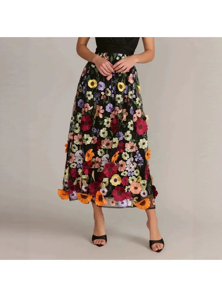 European and beautiful skirts, new embroidered floral skirts, three-dimensional floral mesh midi skirts
European and beautiful skirts, new embroidered floral skirts, three-dimensional floral mesh midi skirts