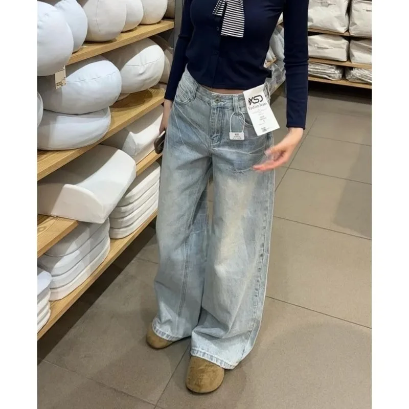 Women's Light Wash Baggy Jeans 2026 Summer New American High Street Loose Wide Leg Petite Floor-Length Casual Denim Pants
Women's Light Wash Baggy Jeans 2026 Summer New American High Street Loose Wide Leg Petite Floor-Length Casual Denim Pants