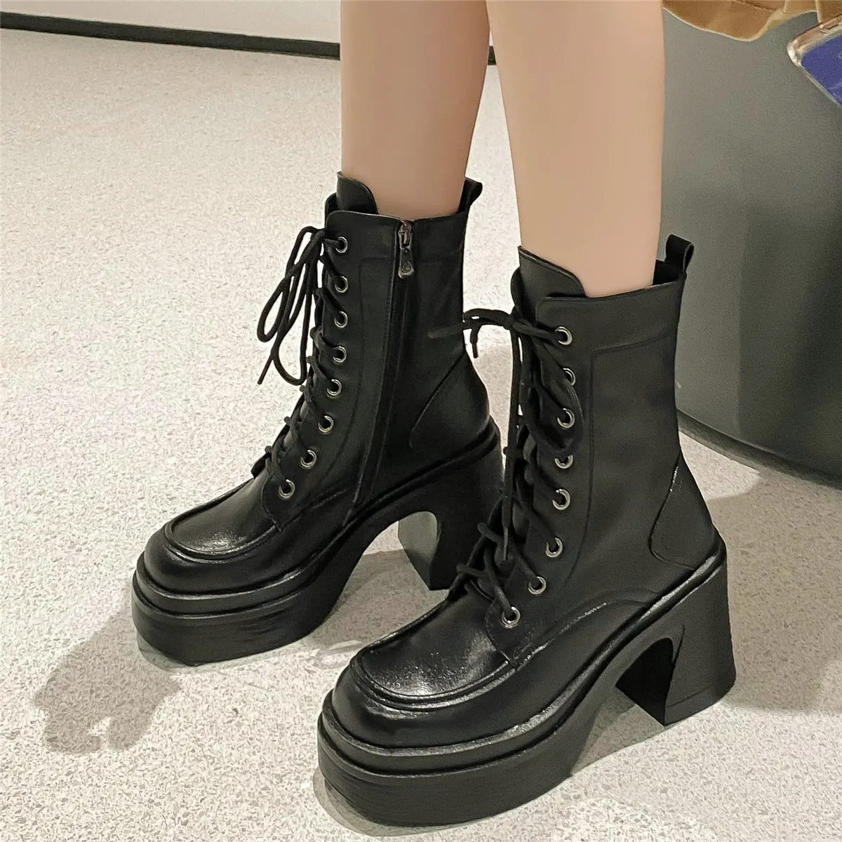 Winter Warm Creepers Women Genuine Leather High Heel Platform Pumps Shoe Female Lace Up Round Toe Fashion Sneakers Casual Shoes
Winter Warm Creepers Women Genuine Leather High Heel Platform Pumps Shoe Female Lace Up Round Toe Fashion Sneakers Casual Shoes