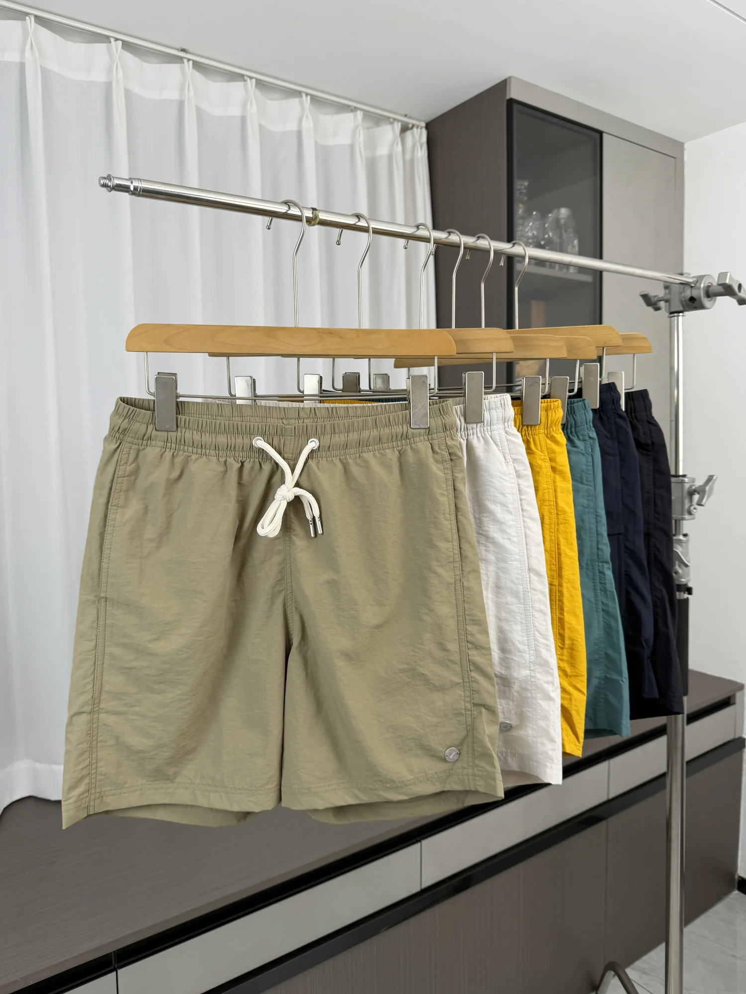 Bata Lightweight Outdoor Waterproof Summer Men's Swimming Shorts Sporty Lightweight Four-Quarter Pants Straight Leg Casual Pants
Bata Lightweight Outdoor Waterproof Summer Men's Swimming Shorts Sporty Lightweight Four-Quarter Pants Straight Leg Casual Pants