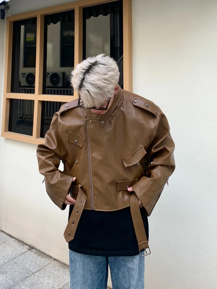 Rivet Jackets Pure Color Korean Style Fashion All-match Blocking Outwear Handsome Lapel Pockets Daily Chic Cropped Aesthetic Ins
Rivet Jackets Pure Color Korean Style Fashion All-match Blocking Outwear Handsome Lapel Pockets Daily Chic Cropped Aesthetic Ins