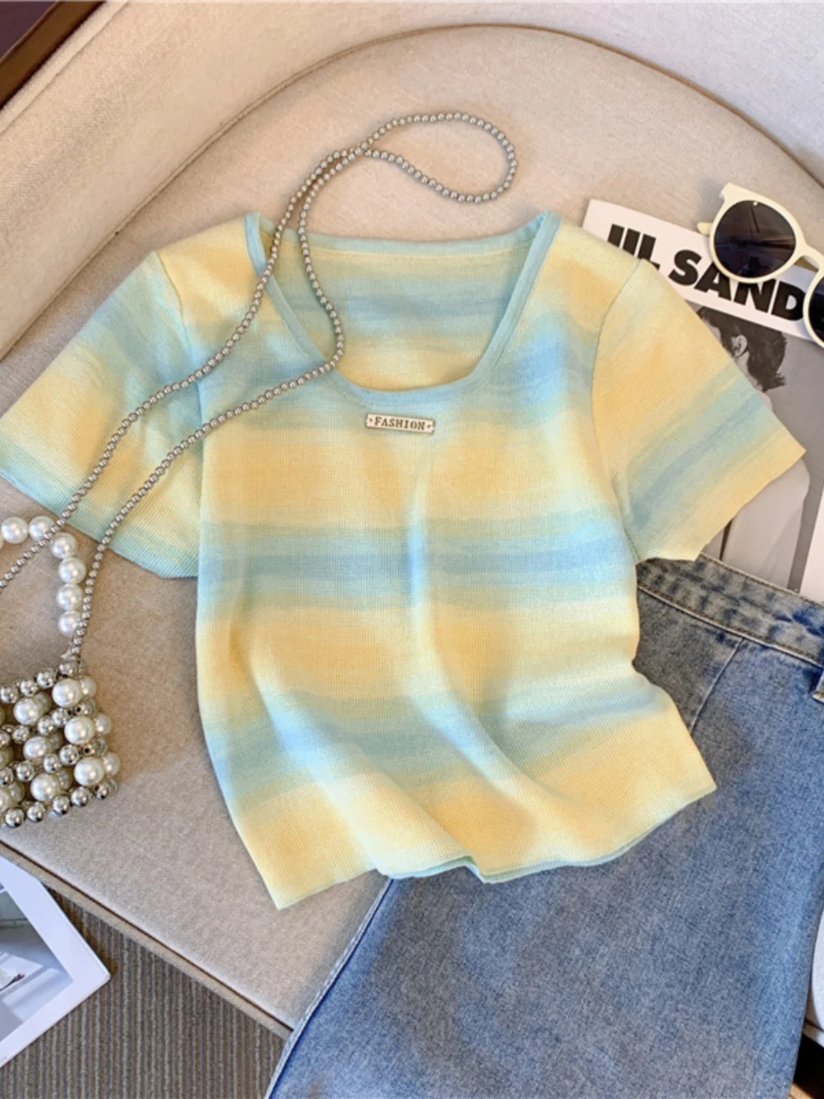 Striped Short Sleeve Knitted Ice Silk Jazz Style Women's T-Shirt Korean Commute Style Waist-Cinching Summer Top
Striped Short Sleeve Knitted Ice Silk Jazz Style Women's T-Shirt Korean Commute Style Waist-Cinching Summer Top