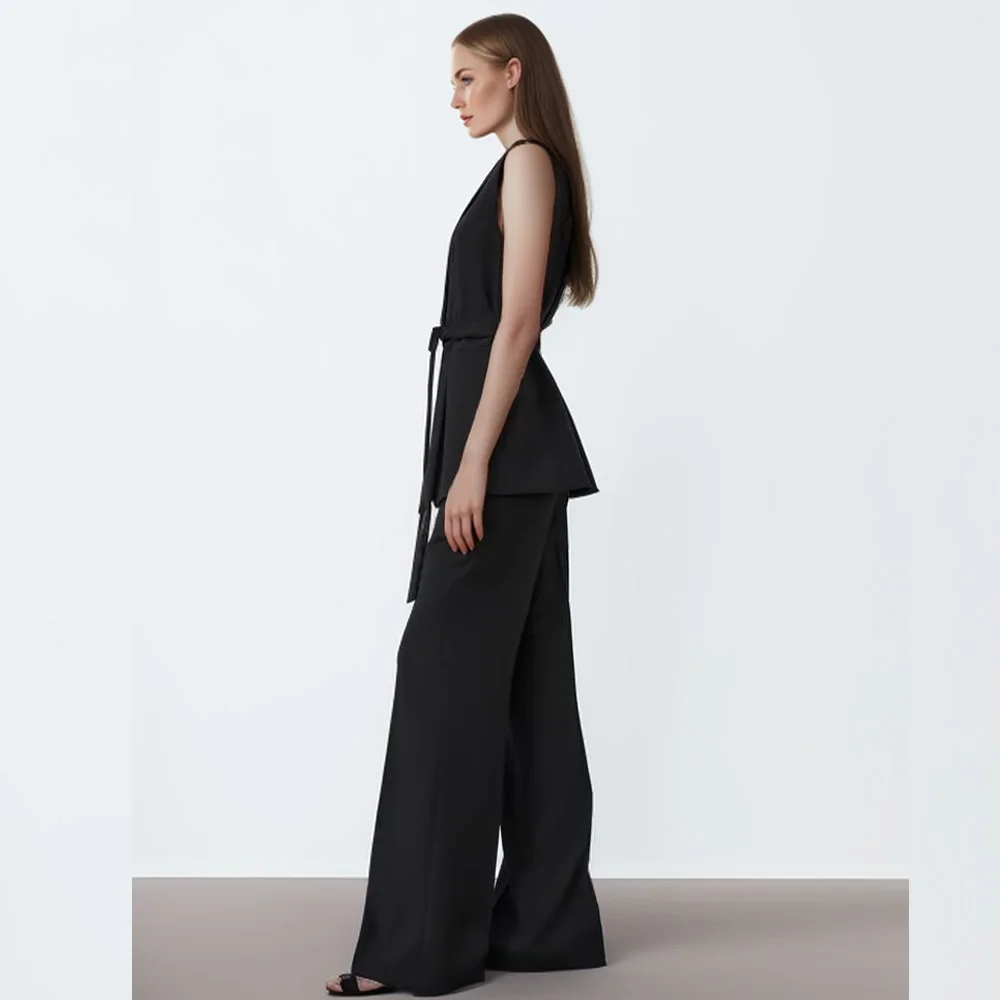 Women's Sets Black V-neck Lace Up Sleeveless Crop Top High Waist Straight Long Pants Office Lady Elegant Fashion 2024 Summer
Women's Sets Black V-neck Lace Up Sleeveless Crop Top High Waist Straight Long Pants Office Lady Elegant Fashion 2024 Summer