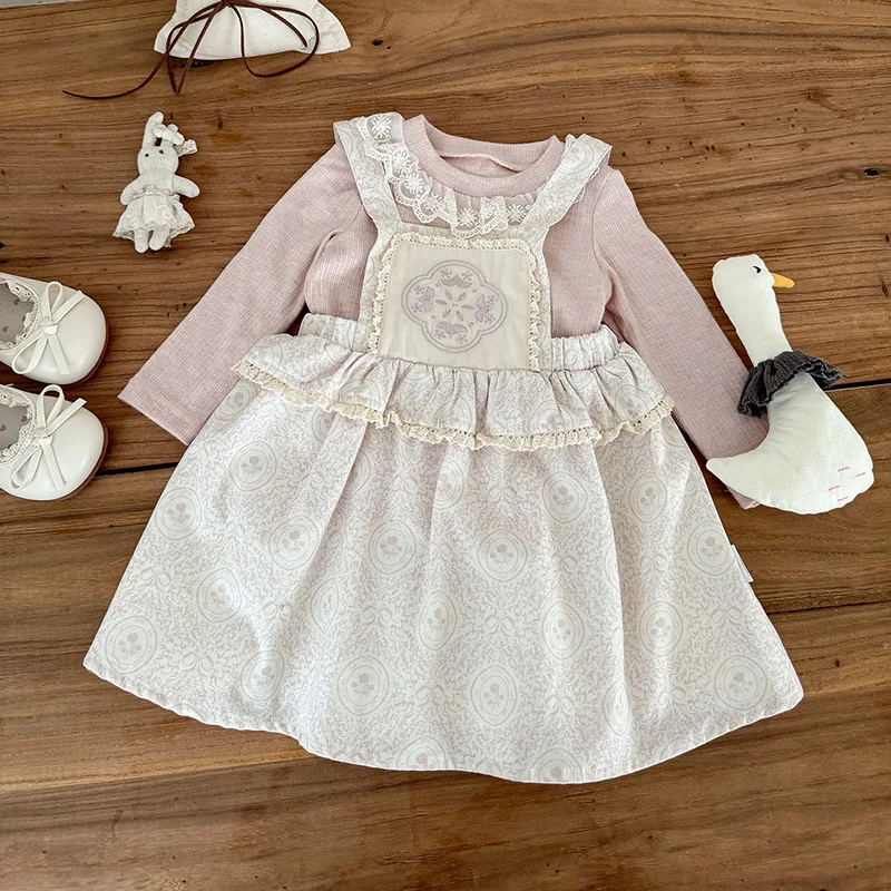 Girls Autumn Skirts New Set Lace Splicing Strap Beautiful Cute Child Skirt Two Piece Set Baby Bottom Top Class A Kids Clothes
Girls Autumn Skirts New Set Lace Splicing Strap Beautiful Cute Child Skirt Two Piece Set Baby Bottom Top Class A Kids Clothes