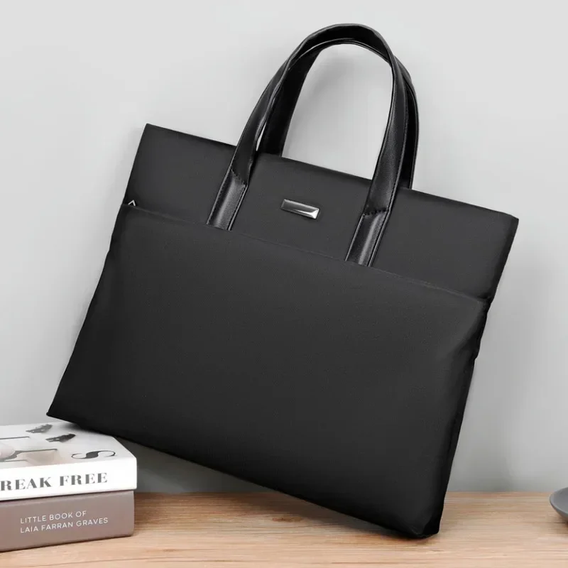 Briefcase Men's Business Light Handbag Large Capacity Handheld Computer Bag Casual Shoulder Bag Crossbody Bag
Briefcase Men's Business Light Handbag Large Capacity Handheld Computer Bag Casual Shoulder Bag Crossbody Bag