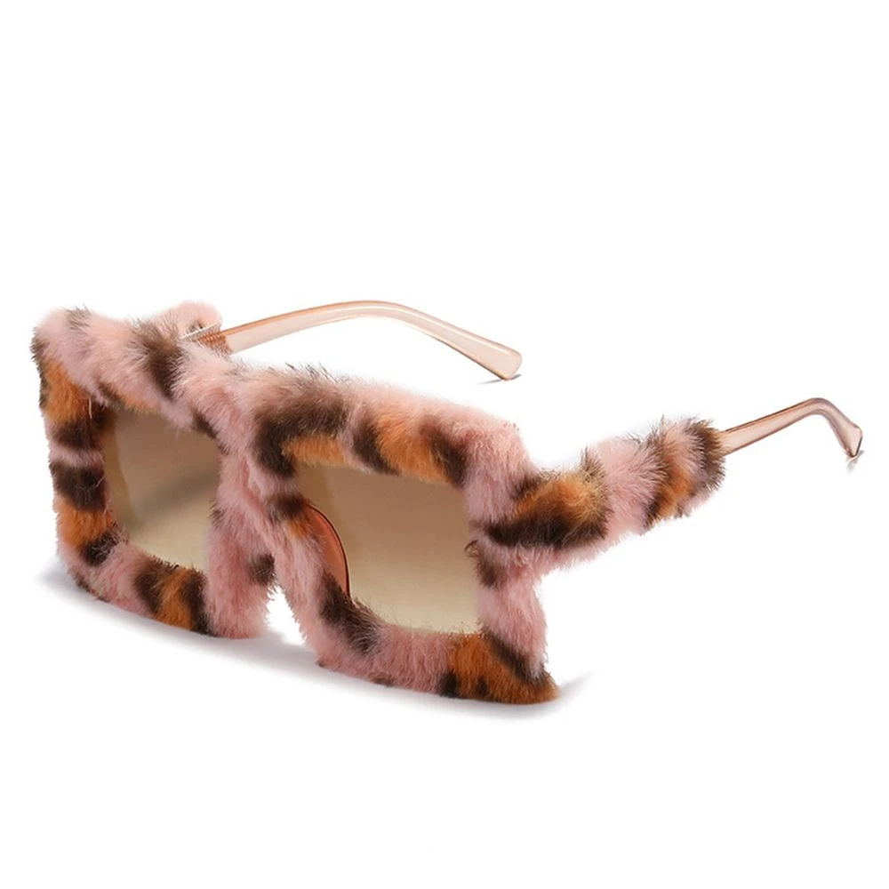 Autumn Winter New Sunglasses Ins Trendy Soft Plush Sunglasses for Women Square Sun Glasses Ladies Sexy Sun Shades Eyewear
Autumn Winter New Sunglasses Ins Trendy Soft Plush Sunglasses for Women Square Sun Glasses Ladies Sexy Sun Shades Eyewear