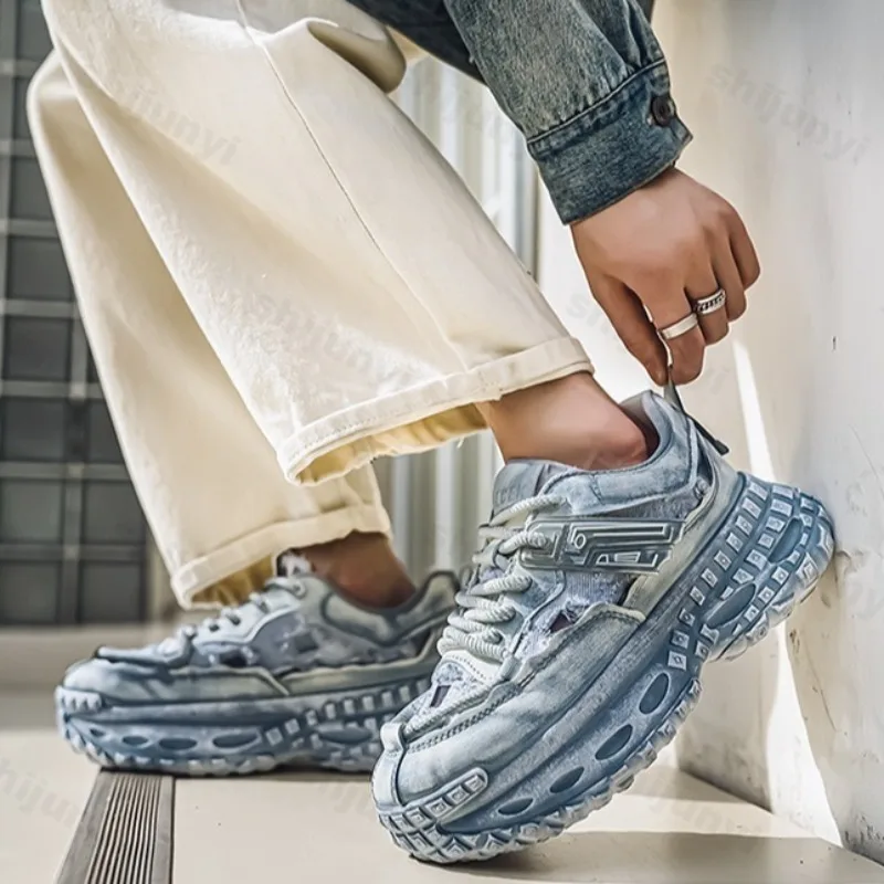 Спортивная повседневная обувь на толстой подошве, весна 2024, трендовая мужская модная дышащая обувь, универсальные удобные нескользящие массивные кроссовки
Спортивная повседневная обувь на толстой подошве, весна 2024, трендовая мужская модная дышащая обувь, универсальные удобные нескользящие массивные кроссовки