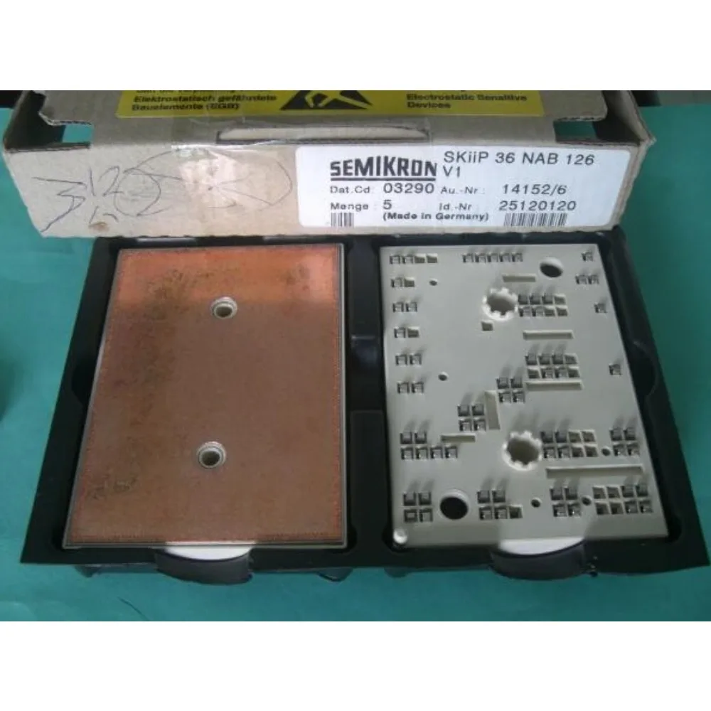 SKIIP36NAB126V1 SKIIP 36NAB126V1, бесплатная доставка, 3 комплекта/партия трехфазный мостовой выпрямитель + тормозной прерыватель + 3 трехфазный мостовой инвертор
SKIIP36NAB126V1 SKIIP 36NAB126V1, бесплатная доставка, 3 комплекта/партия трехфазный мостовой выпрямитель + тормозной прерыватель + 3 трехфазный мостовой инвертор