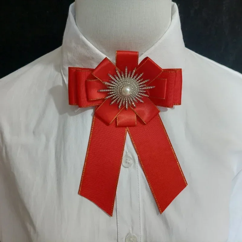 Luxury Rhinestone Bow Tie Brooch Original Handmade Ribbon Men's Women's Business Banquet Wedding Suit Shirt Accessories Pins
Luxury Rhinestone Bow Tie Brooch Original Handmade Ribbon Men's Women's Business Banquet Wedding Suit Shirt Accessories Pins