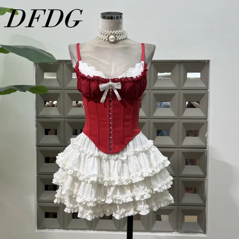 Ремешок DFDG, плотно прилегающий к талии, высококачественный комплект из трех предметов для похудения, лето 2023, новый стиль, однотонный короткий комплект из трех предметов
Ремешок DFDG, плотно прилегающий к талии, высококачественный комплект из трех предметов для похудения, лето 2023, новый стиль, однотонный короткий комплект из трех предметов