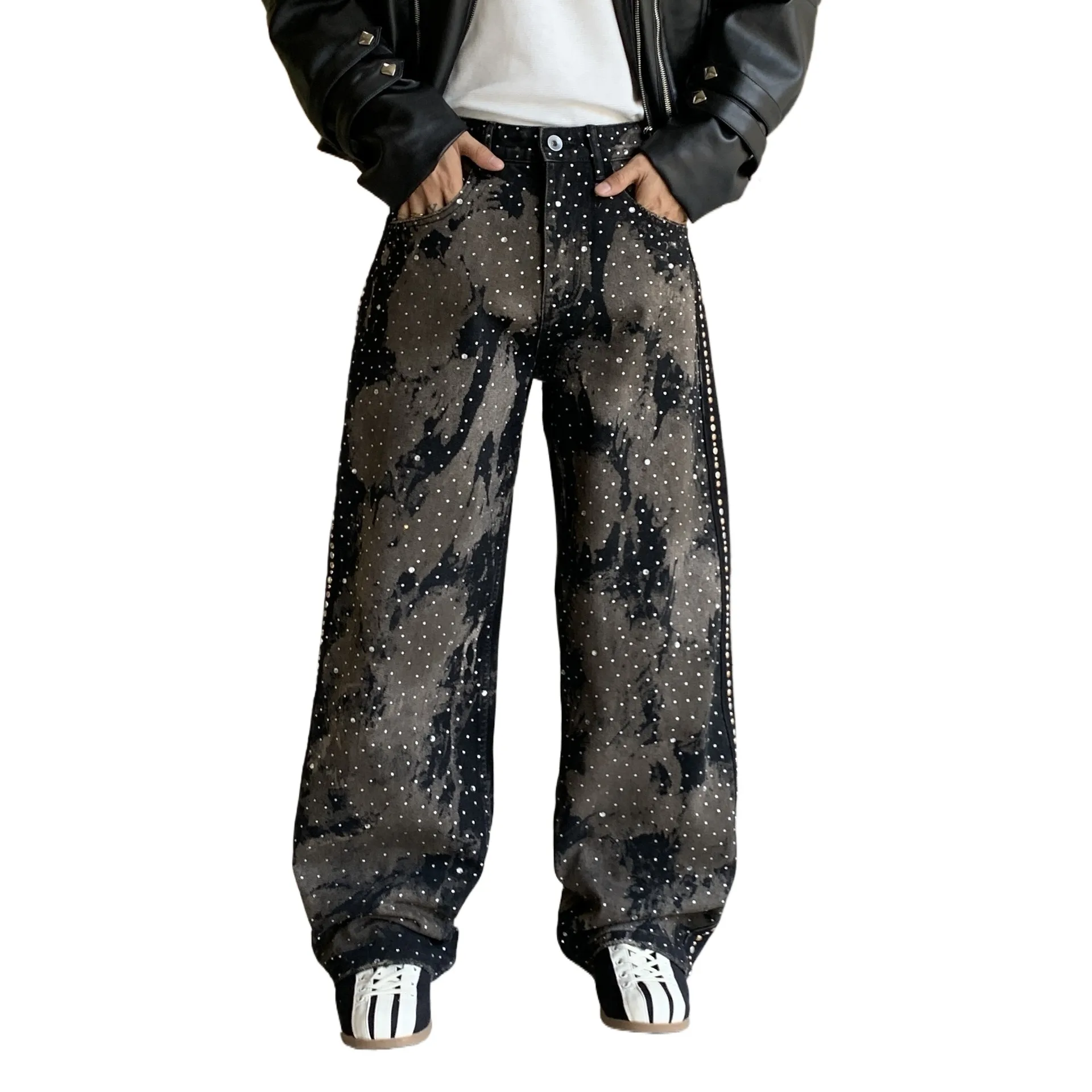 Men's Vibe Style Hip Hop Jeans Pants With Rhinestone Fashion High Street Loose Fit Y2K Denim Trousers With Diamond Baggy Jeans
Men's Vibe Style Hip Hop Jeans Pants With Rhinestone Fashion High Street Loose Fit Y2K Denim Trousers With Diamond Baggy Jeans