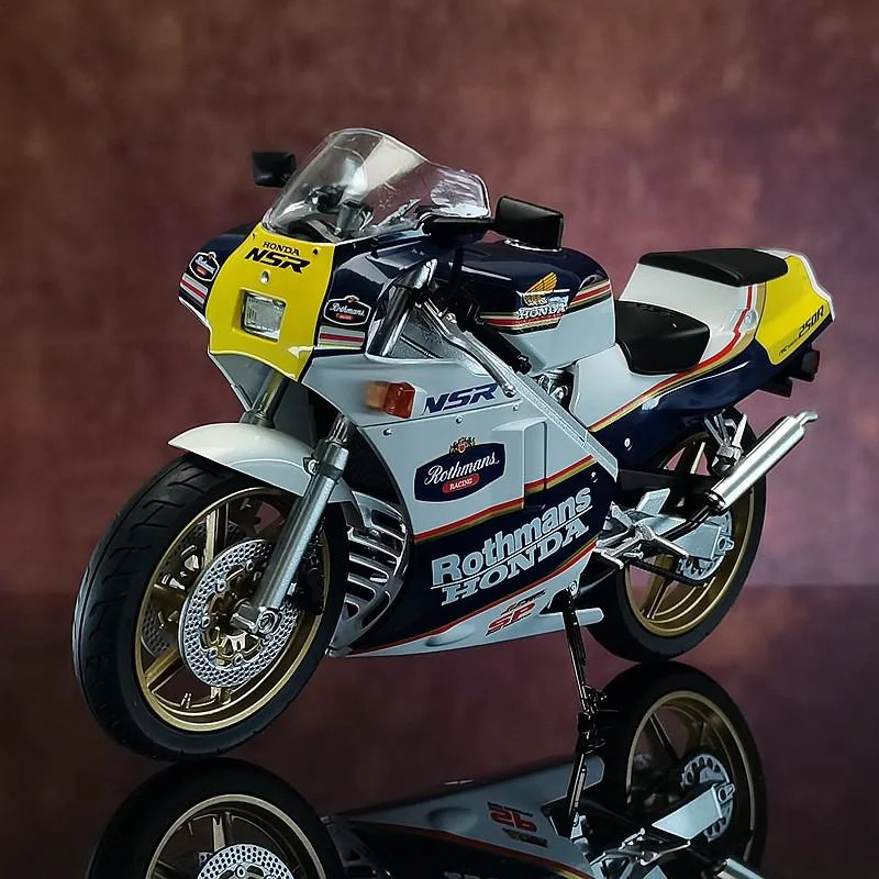1:12 NSR 250R SP R4 Rothmans MC18 Alloy Sports Motorcycle Model Diecasts Street Cross-country Racing Motorcycle Model Kids Gifts
1:12 NSR 250R SP R4 Rothmans MC18 Alloy Sports Motorcycle Model Diecasts Street Cross-country Racing Motorcycle Model Kids Gifts