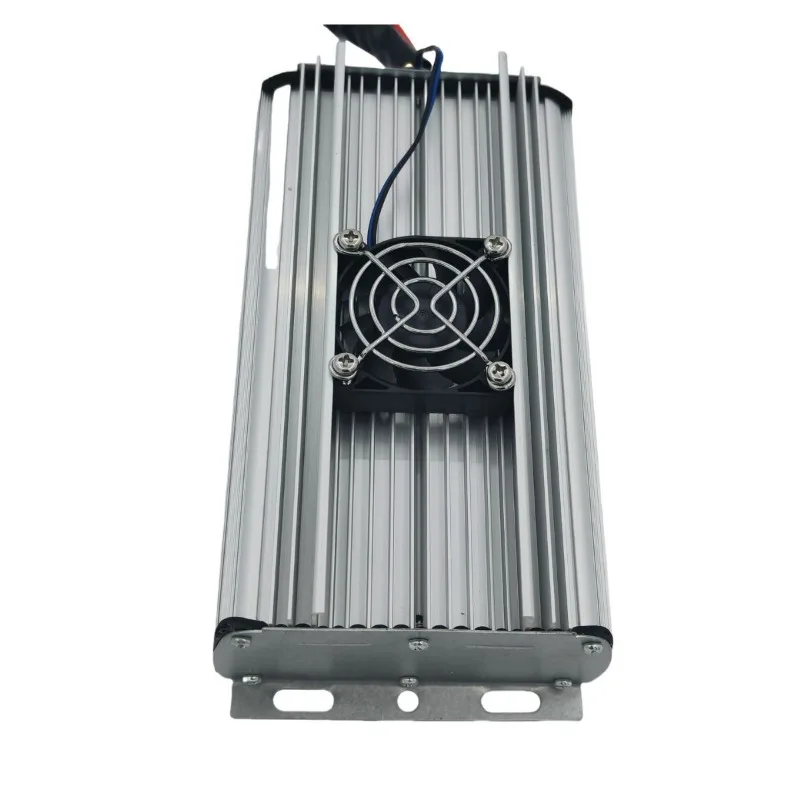 High power electric vehicle DC converter 12V50A600W dual output forklift battery car scooter golf
High power electric vehicle DC converter 12V50A600W dual output forklift battery car scooter golf