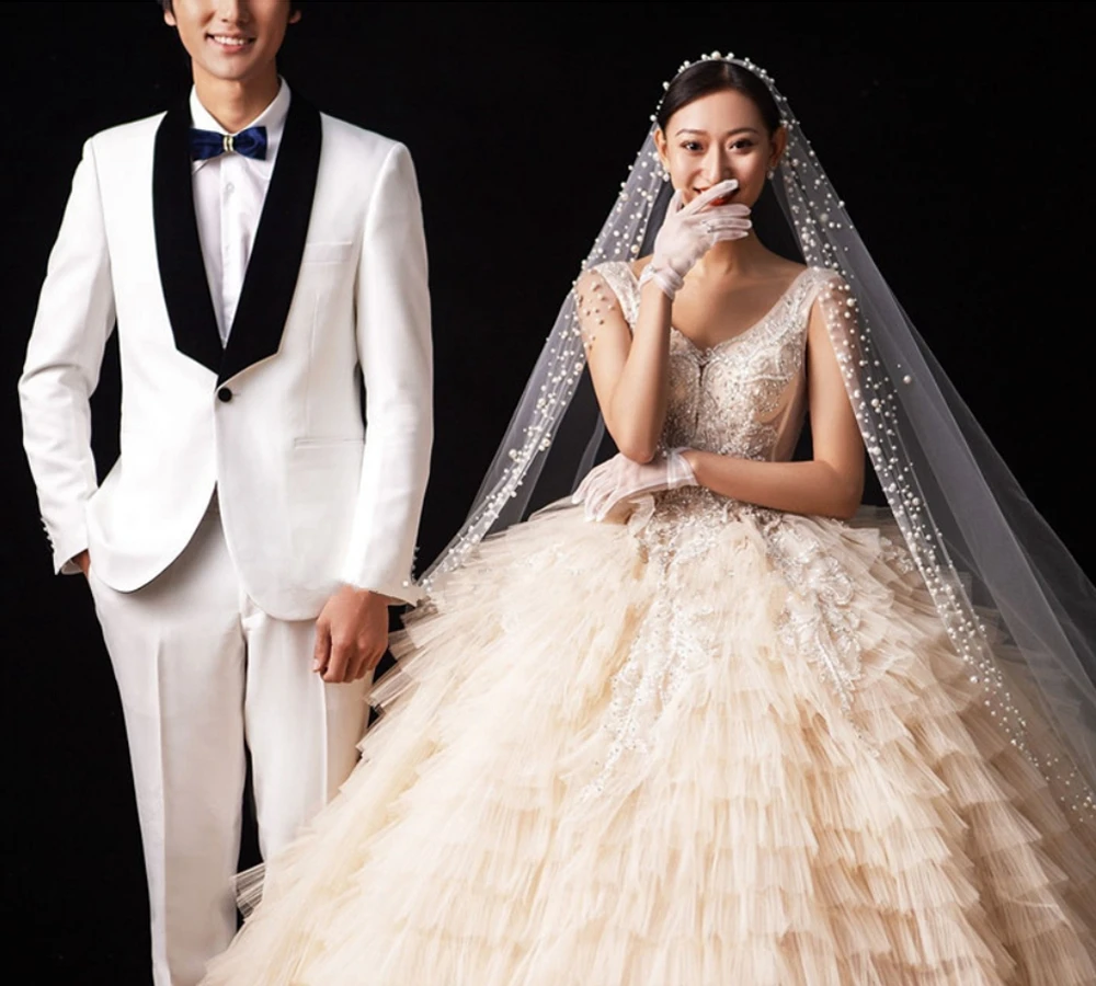 YouLaPan V66 Luxury Wedding Veil Pearl Cathedral Veil Wedding Long Sequences Bridal Veil Wedding Crowns and Veils Hat with Veil
YouLaPan V66 Luxury Wedding Veil Pearl Cathedral Veil Wedding Long Sequences Bridal Veil Wedding Crowns and Veils Hat with Veil