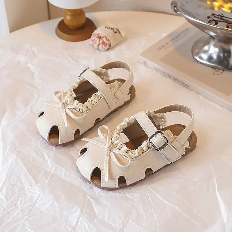 Children's Closed-toe Sandals 2025 Summer New Girls' Lace Bow Princess Shoes Soft Bottom Non Slip Kid's Casual Beach Shoes
Children's Closed-toe Sandals 2025 Summer New Girls' Lace Bow Princess Shoes Soft Bottom Non Slip Kid's Casual Beach Shoes