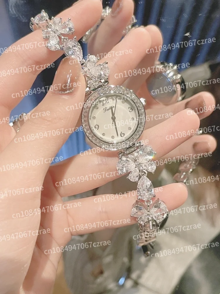 Mermaid Watch Small Light Luxury Butterfly Diamond Bracelet Women's Watch Fashion
Mermaid Watch Small Light Luxury Butterfly Diamond Bracelet Women's Watch Fashion