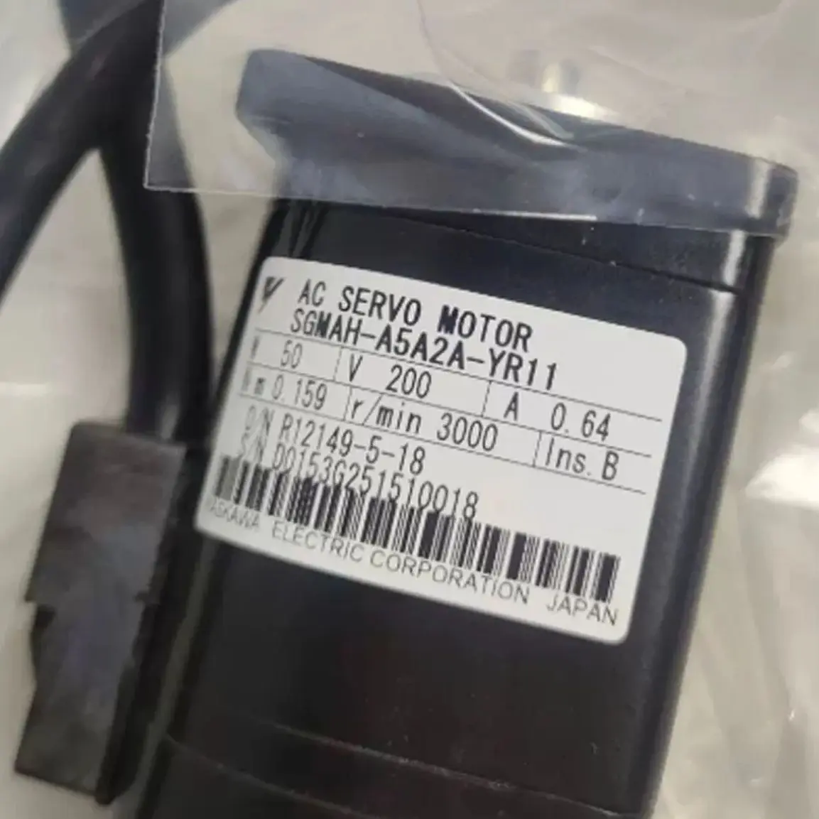 SGMAH-A5A2A-YR11 Brand New Servo Motor Original Genuine,Fast shipping,SGMAH A5A2A YR11 
SGMAH-A5A2A-YR11 Brand New Servo Motor Original Genuine,Fast shipping,SGMAH A5A2A YR11