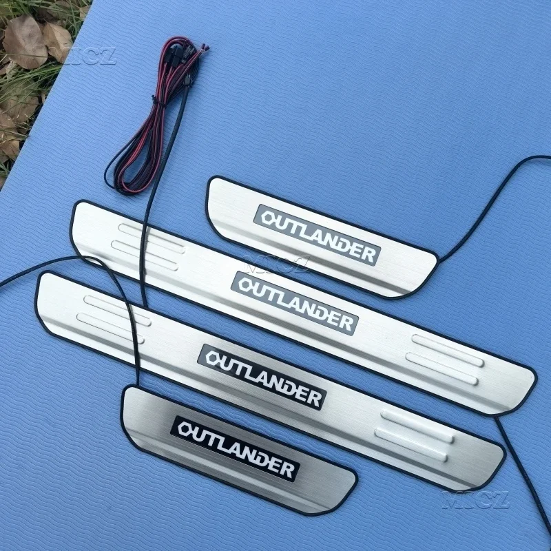 Нержавеющая сталь для Mitsubishi Outlander LED 2013-2019 автомобильные аксессуары, Стайлинг автомобиля, крышка двери автомобиля, наружная накладка на порог
Нержавеющая сталь для Mitsubishi Outlander LED 2013-2019 автомобильные аксессуары, Стайлинг автомобиля, крышка двери автомобиля, наружная накладка на порог