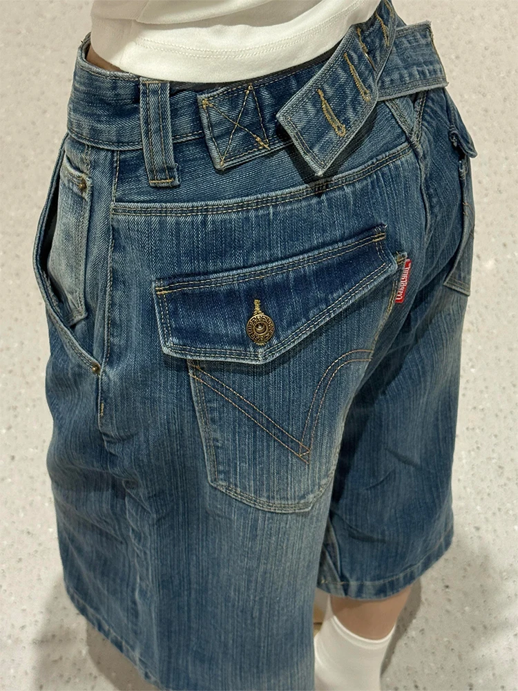 American Style Retro Distressed High Waist Jeans Women's Adjustable Buckle Seven-Foot Street Fashion Summer Denim Pants
American Style Retro Distressed High Waist Jeans Women's Adjustable Buckle Seven-Foot Street Fashion Summer Denim Pants