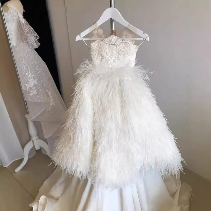 Girls Baby Holiday dress White robe Sleeveless feather puffy dress PROM Baptism Communion Fashion Show Formal party little bride
Girls Baby Holiday dress White robe Sleeveless feather puffy dress PROM Baptism Communion Fashion Show Formal party little bride